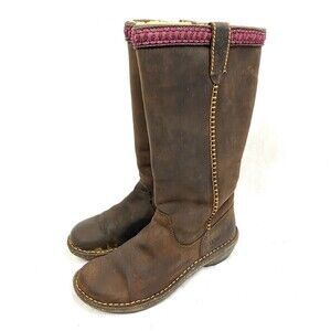 UGG  5139 Women’s Brown Leather Sheepskin Lined Winter Boots Brown Size US 6